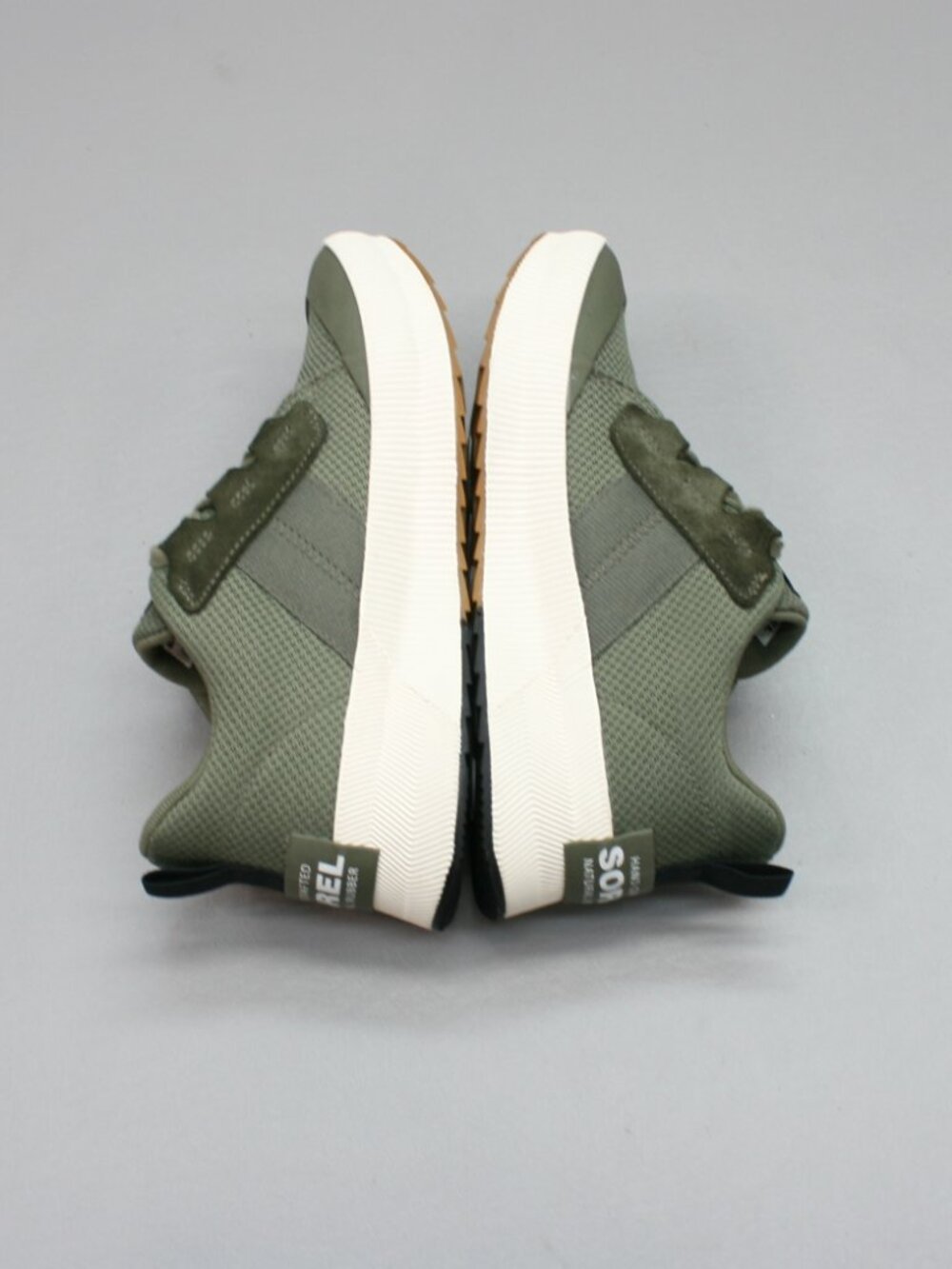 SOREL Ladies 7.5 Out 'N About III Low Stone Sage Green Waterproof Shoes Sneakers - Picture 12 of 12